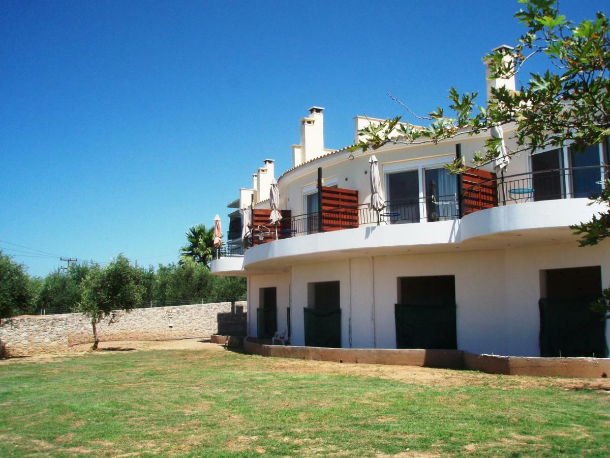 Elea Apartments Kalamata Exterior photo